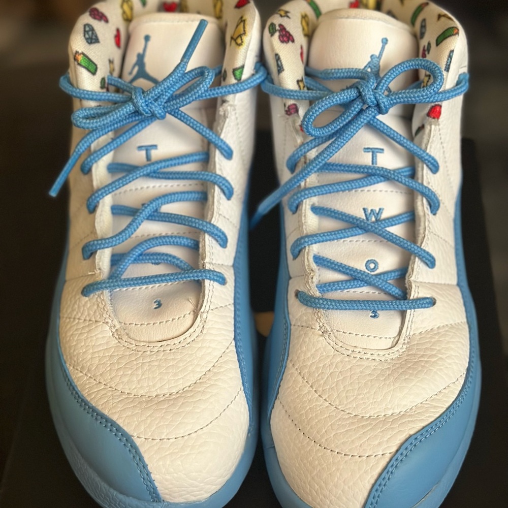 Brand new Jordan 12’s Emoji ❤️🏆💎